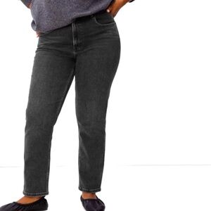 EVERLANE The Curvy Cheeky Jean Size 28 Ankle